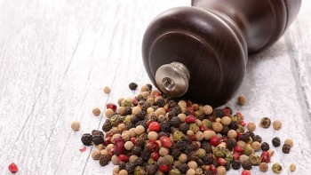 Giá tiêu giảm nhẹ, thị trường nội địa chịu sức ép ngắn hạn