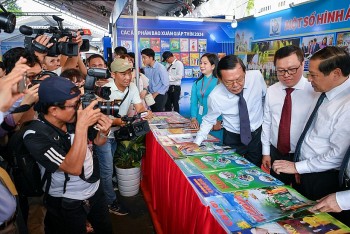 Báo chí cách mạng trong hành trình đổi mới khát vọng