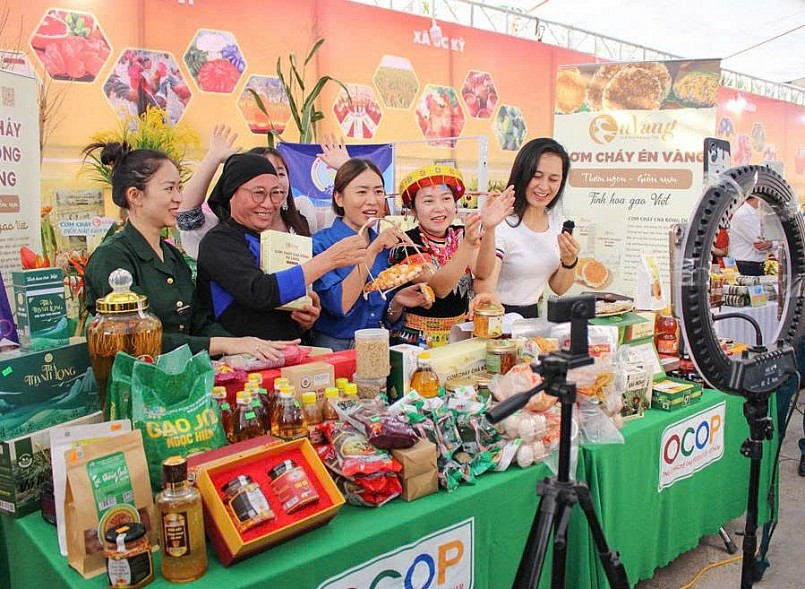 Chuyển đổi số HTX không thể làm theo phong trào