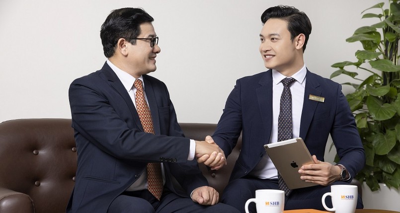 SHB hiện đang triển khai nhiều gói giải pháp chất lượng dành riêng cho các Doanh nghiệp nhỏ và vừa với thủ tục nhanh gọn, dễ dàng tiếp cận vốn. SHB hiện đang triển khai nhiều gói giải pháp chất lượng dành riêng cho các Doanh nghiệp nhỏ và vừa với thủ tục nhanh gọn, dễ dàng tiếp cận vốn.