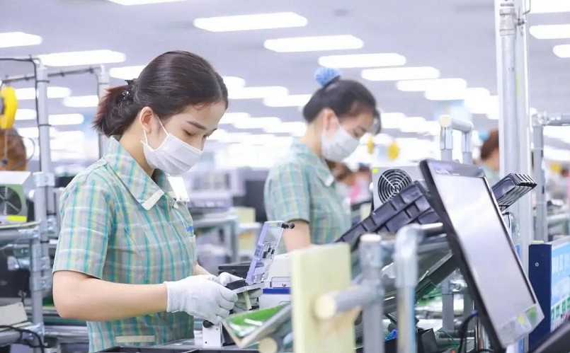 Doanh nghiệp có vốn đầu tư nước ngoài tiếp tục chiếm hơn 70% kim ngạch xuất khẩu, phản ánh sự phụ thuộc lớn vào khối FDI.