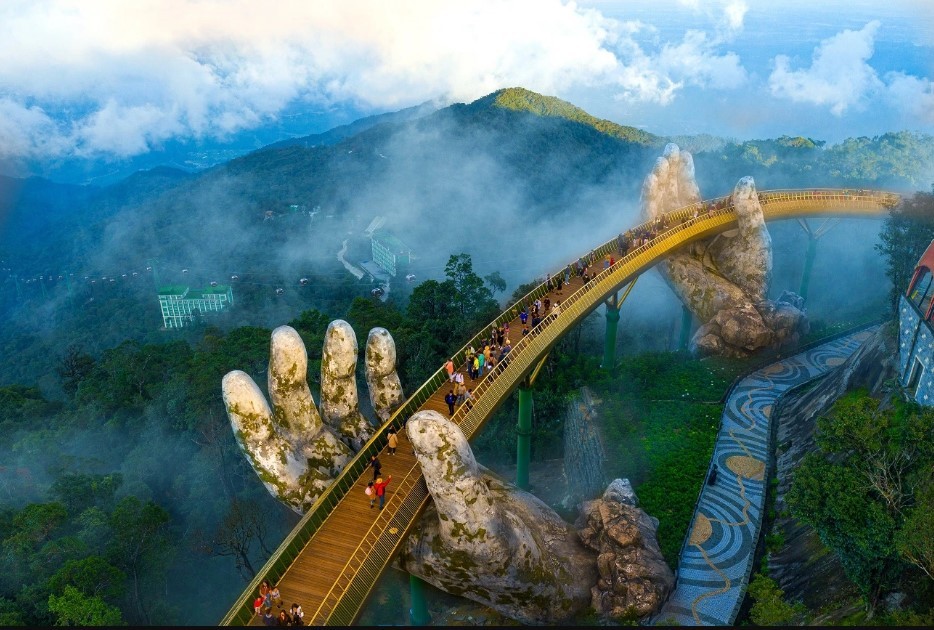 Du lịch Việt Nam nửa đầu năm 2025 tăng trưởng ấn tượng Du lịch Việt Nam nửa đầu năm 2025 tăng trưởng ấn tượng