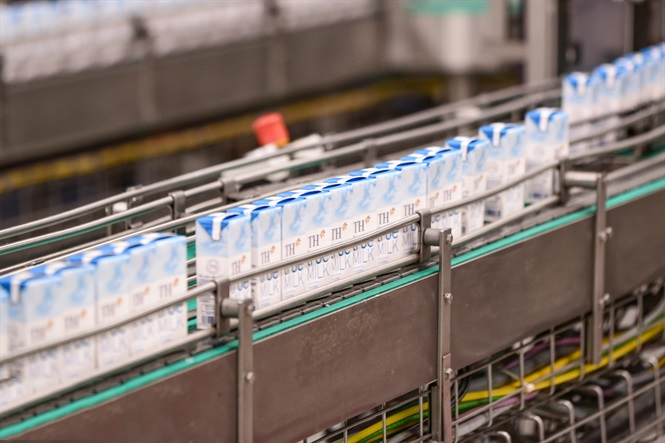 Dây truyền chế biến sữa tại nhà máy TH true MILK Dây truyền chế biến sữa tại nhà máy TH true MILK