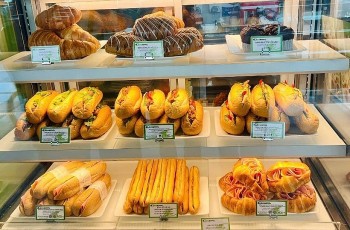 Ổ bánh mì 208.000 đồng gây xôn xao, Cảng hàng không Nội Bài chính thức lên tiếng