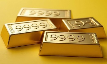 Giá vàng trong nước giữ đỉnh, thế giới biến động khó lường