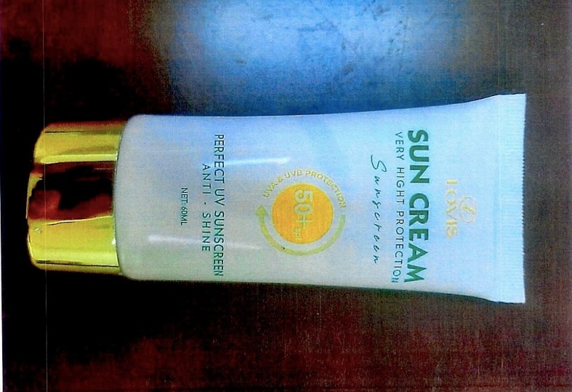 Kem chống nắng Sun Cream được xác định là hàng giả. Ảnh: Cục Quản lý Dược cung cấp Kem chống nắng Sun Cream được xác định là hàng giả. Ảnh: Cục Quản lý Dược cung cấp