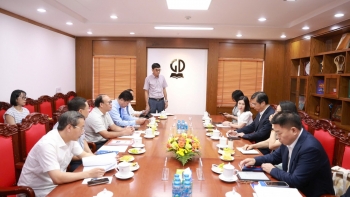 NXB Giáo dục Việt Nam và Tập đoàn Phượng Hoàng (Trung Quốc) khởi động hợp tác về xuất bản số