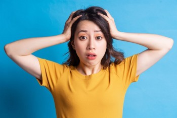 "Não cá vàng" không còn là chuyện đùa: Cảnh báo suy giảm nhận thức ở người trẻ