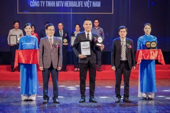 Herbalife Việt Nam được vinh danh Top 10 Nhãn hiệu Nổi tiếng và Doanh nghiệp tiên phong đổi mới sáng tạo năm 2025