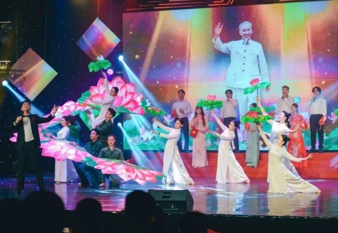 Thanh Hóa: “Khúc tráng ca mùa thu” 80 năm Cách mạng Tháng Tám và Quốc khánh 2/9