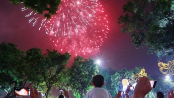 Những địa điểm xem pháo hoa 2/9 đẹp nhất tại Hà Nội