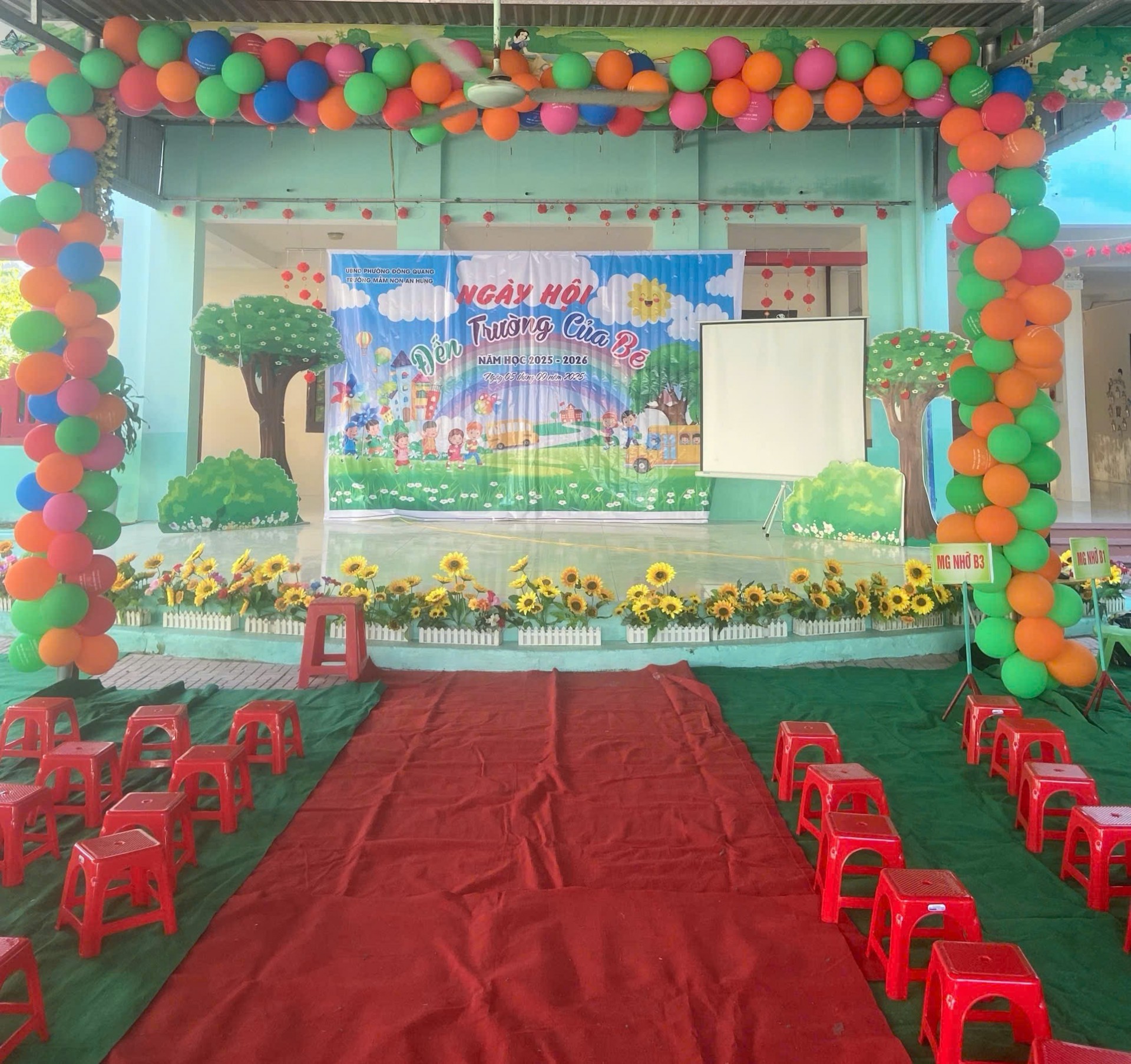 Thanh Hóa: Tưng bừng khai giảng năm học, Hòa chung không khí rộn ràng cả nước