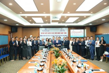 Long Châu bắt tay Bệnh viện Đại học Y Dược TP Hồ Chí Minh xây dựng hệ sinh thái y tế toàn diện