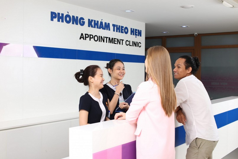 Tối thiểu 5 địa phương trọng điểm (Hà Nội, TP.HCM, Đà Nẵng, Quảng Ninh, Khánh Hòa) triển khai thành công mô hình tích hợp giữa bệnh viện - khách sạn - khu nghỉ dưỡng - lữ hành. Tối thiểu 5 địa phương trọng điểm (Hà Nội, TP.HCM, Đà Nẵng, Quảng Ninh, Khánh Hòa) triển khai thành công mô hình tích hợp giữa bệnh viện - khách sạn - khu nghỉ dưỡng - lữ hành.