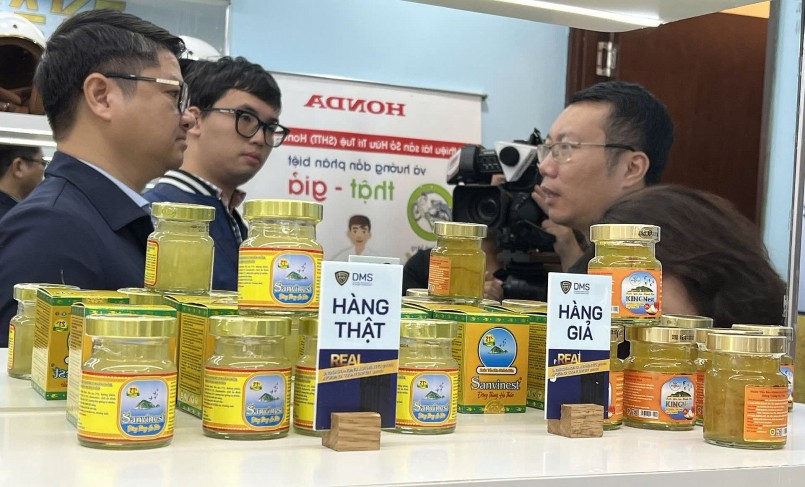 Thị trường yến sào: Hàng thật chỉ 1%, hàng giả kém chất lượng áp đảo Thị trường yến sào: Hàng thật chỉ 1%, hàng giả kém chất lượng áp đảo