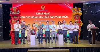 Hà Nội khai mạc Phiên chợ nông sản, đặc sản 2025