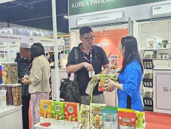 Bánh dừa Việt Nam gây ấn tượng tại triển lãm Halal quốc tế