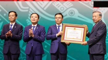 Tổng Bí thư Tô Lâm trao 8 chữ vàng, định hướng Petrovietnam vươn tầm toàn cầu