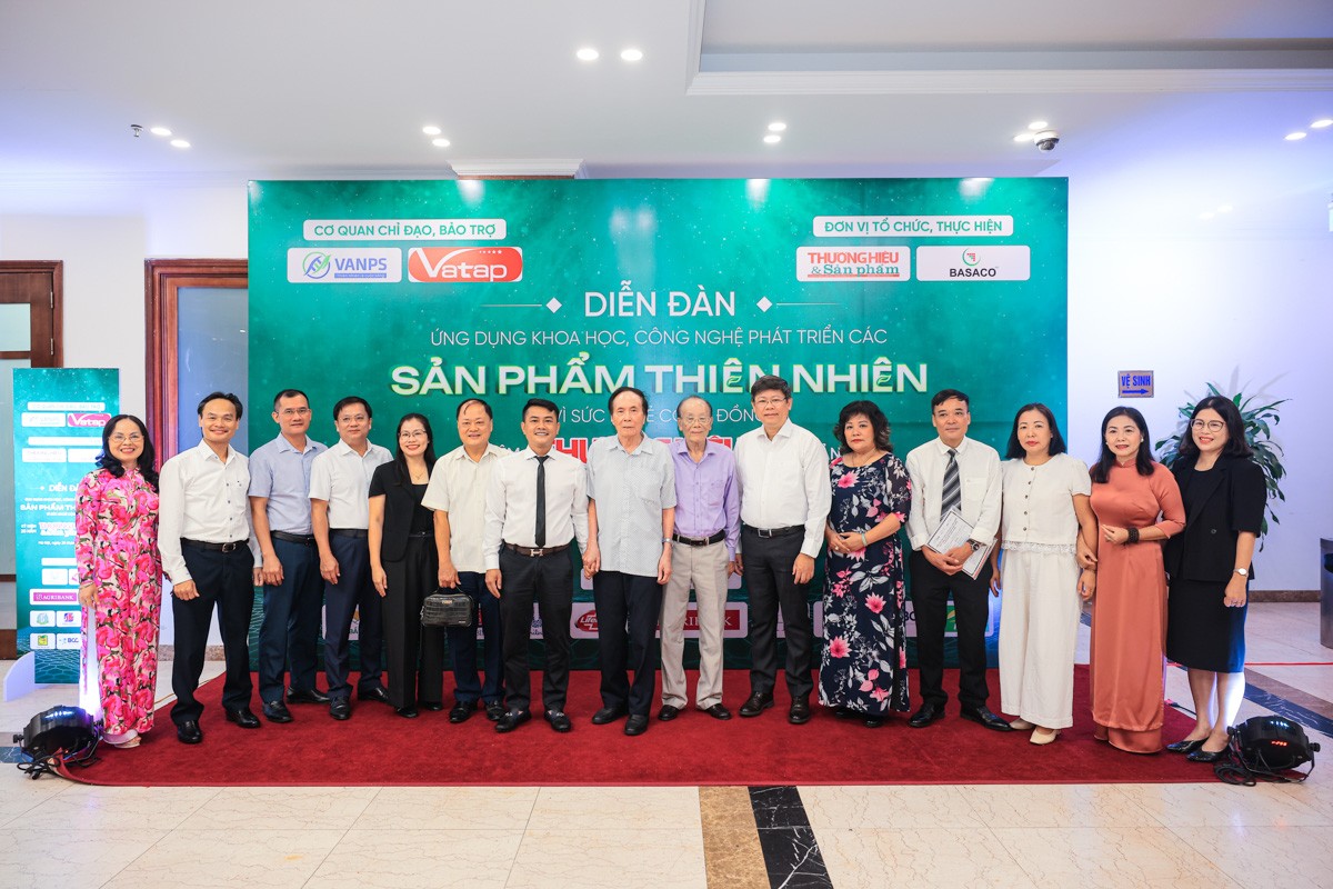 Tạp chí Thương hiệu và Sản phẩm kỷ niệm 20 năm: Hành trình khẳng định vai trò tiên phong và khát vọng vươn tới tương lai Tạp chí Thương hiệu và Sản phẩm kỷ niệm 20 năm: Hành trình khẳng định vai trò tiên phong và khát vọng vươn tới tương lai