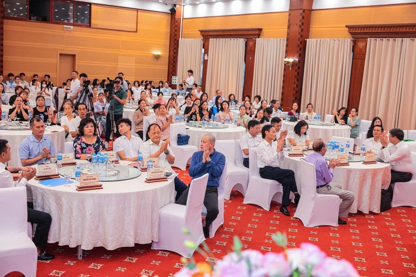 Diễn đàn Sản phẩm thiên nhiên 2025: Sức lan tỏa từ quy mô và đối thoại thực chất, hứa hẹn trở thành sự kiện thường niên