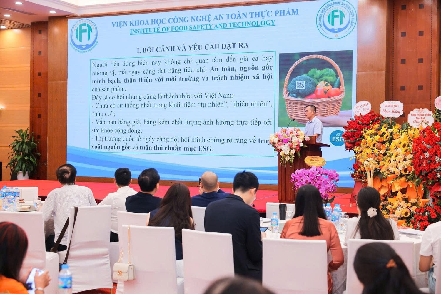 Diễn đàn Sản phẩm thiên nhiên 2025: Sức lan tỏa từ quy mô và đối thoại thực chất, hứa hẹn trở thành sự kiện thường niên