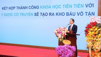 Beta-glucan và Curcumin: "Bộ đôi vàng" cho hệ miễn dịch từ góc nhìn khoa học