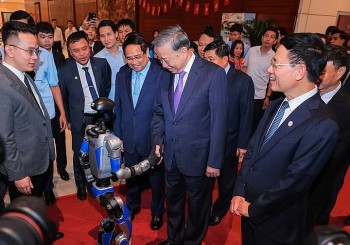 Tổng Bí thư: Khoa học - Công nghệ, đổi mới sáng tạo và chuyển đổi số – chìa khóa vàng cho khát vọng Việt Nam hùng cường