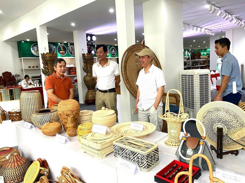 Giá heo hơi hôm nay 30/9/2025: 'Lặng sóng' trên toàn quốc Giá heo hơi hôm nay 30/9/2025: 'Lặng sóng' trên toàn quốc