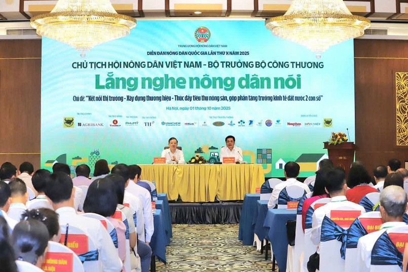 Quang cảnh diễn đàn. Ảnh: Dân Việt Quang cảnh diễn đàn. Ảnh: Dân Việt