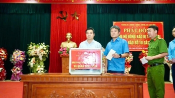 Xã Vạn Lộc (Thanh Hoá) phát động ủng hộ đồng bào vùng bão lũ: Lan tỏa tinh thần “Tương thân tương ái”