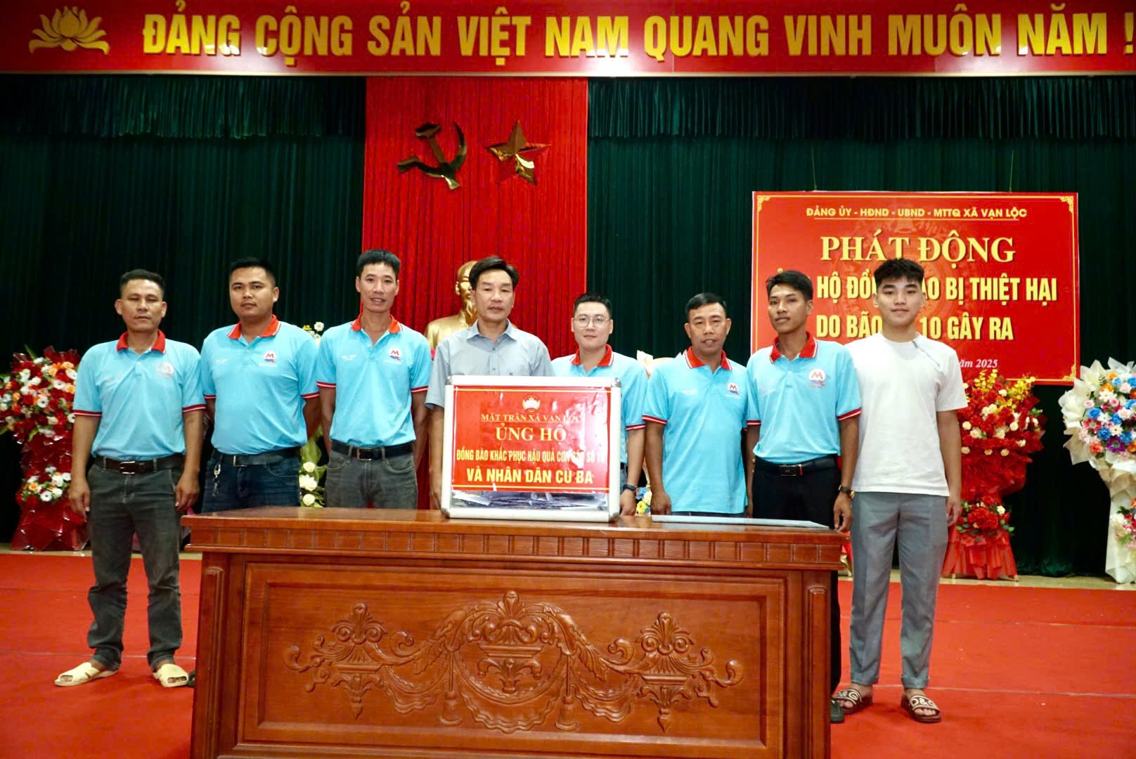 Xã Vạn Lộc Thanh Hoá phát động ủng hộ đồng bào vùng bão lũ: Lan tỏa tinh thần “Tương thân tương ái” Xã Vạn Lộc Thanh Hoá phát động ủng hộ đồng bào vùng bão lũ: Lan tỏa tinh thần “Tương thân tương ái”