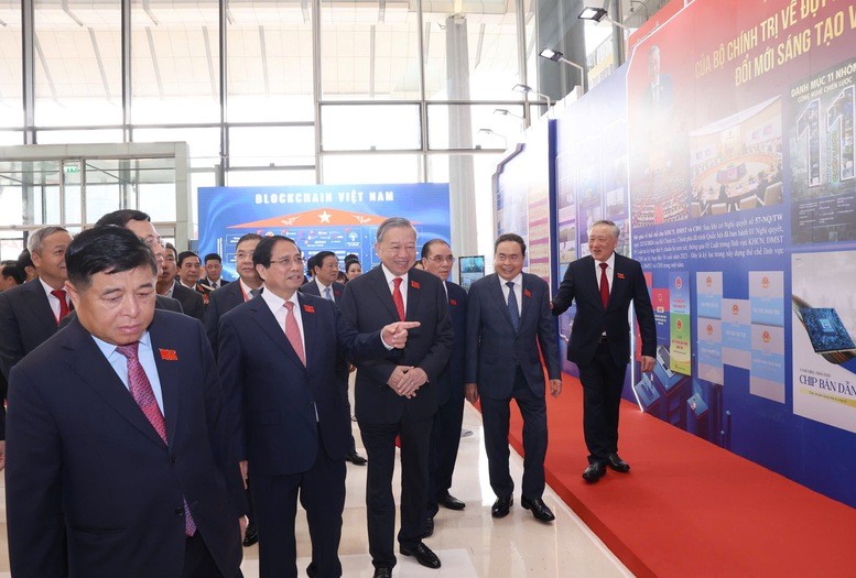 Khai mạc Đại hội đại biểu Đảng bộ Chính phủ lần thứ I Khai mạc Đại hội đại biểu Đảng bộ Chính phủ lần thứ I