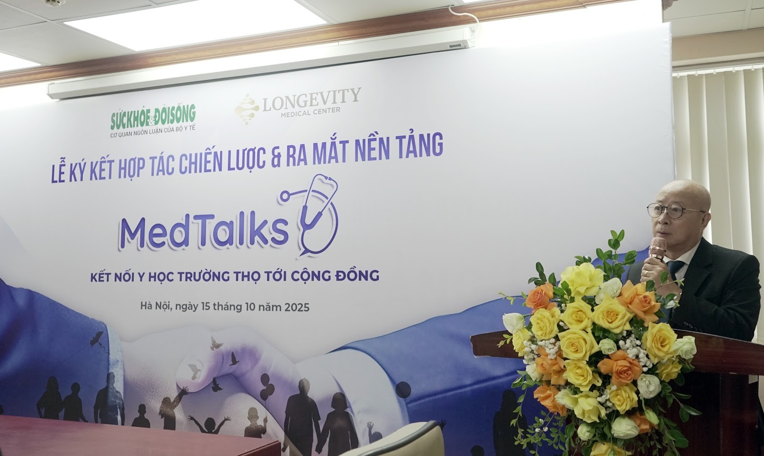 Báo Sức khỏe & Đời sống và Longevity Medical Center ký kết hợp tác chiến lược, ra mắt nền tảng Medtalks - nền tảng truyền thông về y học trường thọ Báo Sức khỏe & Đời sống và Longevity Medical Center ký kết hợp tác chiến lược, ra mắt nền tảng Medtalks - nền tảng truyền thông về y học trường thọ