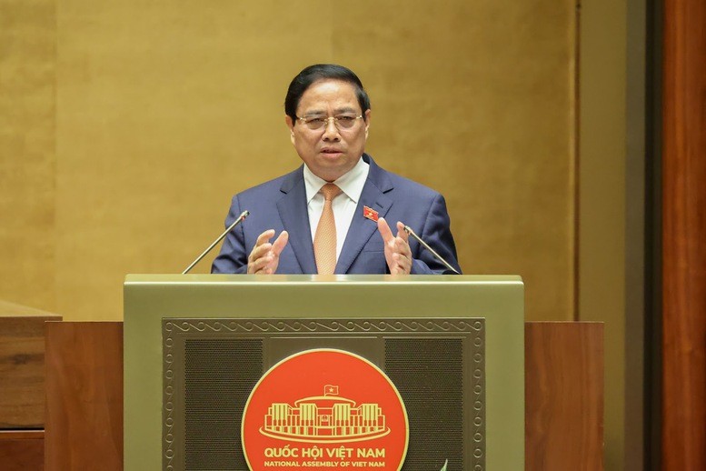 Thủ tướng cho biết, Chính phủ tiên phong gương mẫu, đi đầu, nguyện đem hết năng lực, trí tuệ và trách nhiệm, cùng cả nước vững bước tiến vào kỷ nguyên mới, kỷ nguyên hòa bình, giàu mạnh, phồn vinh, văn minh, hạnh phúc - Ảnh: VGP Thủ tướng cho biết, Chính phủ tiên phong gương mẫu, đi đầu, nguyện đem hết năng lực, trí tuệ và trách nhiệm, cùng cả nước vững bước tiến vào kỷ nguyên mới, kỷ nguyên hòa bình, giàu mạnh, phồn vinh, văn minh, hạnh phúc - Ảnh: VGP