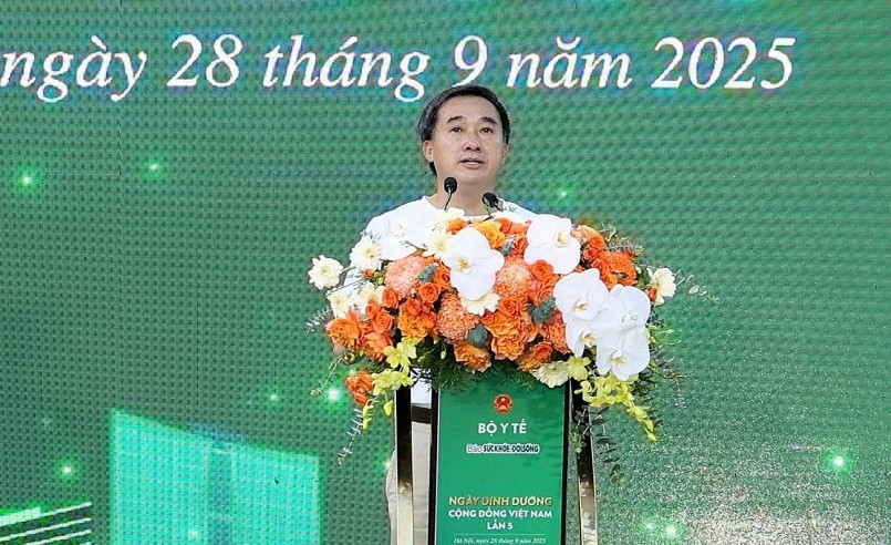 TTƯT.GS.TS. Trần Văn Thuấn - Thứ trưởng Bộ Y tế, Chủ tịch Hội đồng Y khoa Quốc gia phát biểu.