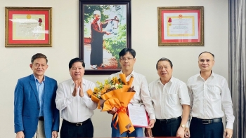 Ông Hoàng Đình Văn được bổ nhiệm giữ chức vụ Phó Tổng Biên tập Tạp chí Kinh tế nông thôn