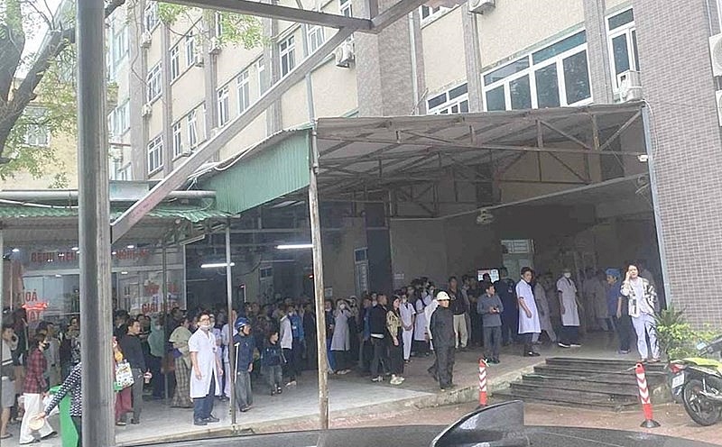 Vụ việc đau lòng xảy ra vào khoảng 10h sáng ngày 23/10 tại khoa Sơ sinh, Bệnh viện Sản Nhi Nghệ An. Vụ việc đau lòng xảy ra vào khoảng 10h sáng ngày 23/10 tại khoa Sơ sinh, Bệnh viện Sản Nhi Nghệ An.