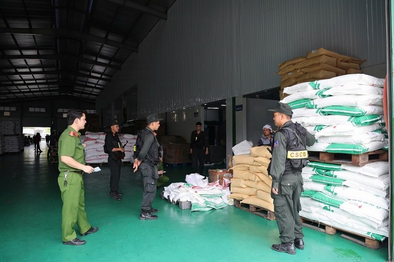 Gỡ nút thắt pháp lý, tăng sức mạnh chống hàng giả Gỡ nút thắt pháp lý, tăng sức mạnh chống hàng giả