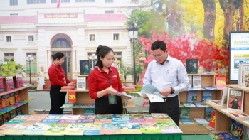 Nhà xuất bản Giáo dục Việt Nam tham gia Hội chợ Mùa Thu 2025