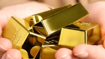 Giá vàng 28/10: Thế giới lao dốc, SJC và vàng nhẫn đồng loạt giảm sâu