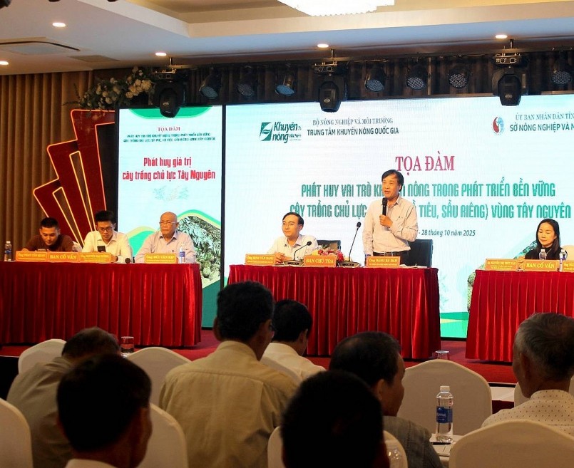 Xuất khẩu nông sản Việt bùng nổ: Cà phê đạt gần 7 tỷ, sầu riêng 2,6 tỷ USD Xuất khẩu nông sản Việt bùng nổ: Cà phê đạt gần 7 tỷ, sầu riêng 2,6 tỷ USD