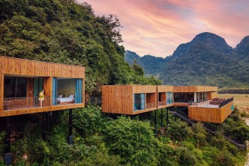 Tân Hóa: Từ vùng ngập lũ thành “Làng du lịch tốt nhất” thế giới