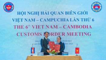 Hải quan Việt Nam và Hải quan Campuchia tăng cường hợp tác trong đấu tranh chống buôn lậu