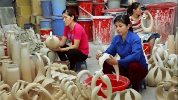 Thủ công mỹ nghệ Việt Nam trước yêu cầu xanh hóa và cạnh tranh quốc tế