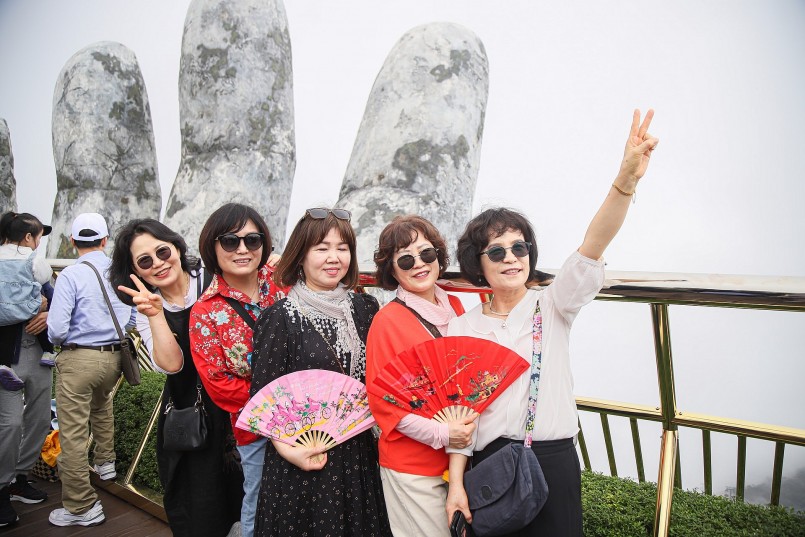 Du lịch Việt Nam tỏa sáng, chinh phục du khách quốc tế Du lịch Việt Nam tỏa sáng, chinh phục du khách quốc tế