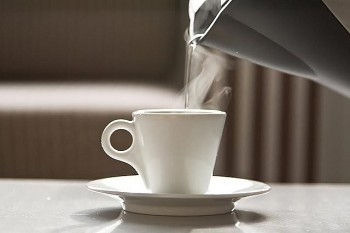 3 thói quen đơn giản giúp cơ thể đủ nước trong tiết trời hanh khô