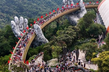 Ngành du lịch Việt Nam đón gần 17,2 triệu lượt khách quốc tế trong 10 tháng