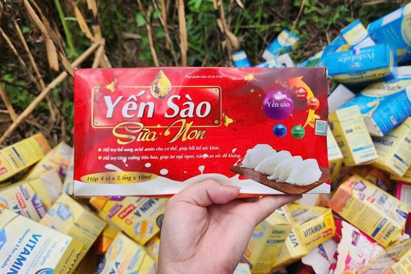 Hàng ngàn sản phẩm chức năng trôi nổi: Ai đứng sau việc kiểm soát? Hàng ngàn sản phẩm chức năng trôi nổi: Ai đứng sau việc kiểm soát?