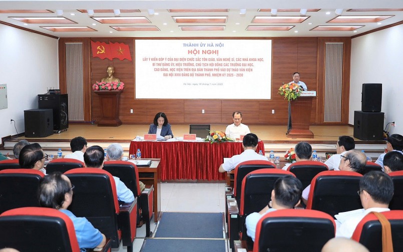 Hơn 2,5 triệu ý kiến góp ý vào dự thảo các văn kiện trình Đại hội XIV của Đảng Hơn 2,5 triệu ý kiến góp ý vào dự thảo các văn kiện trình Đại hội XIV của Đảng