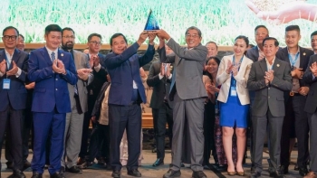 Gạo Ông Cua ST25 và Phka Romdoul cùng giành ngôi “Gạo ngon nhất thế giới” năm 2025